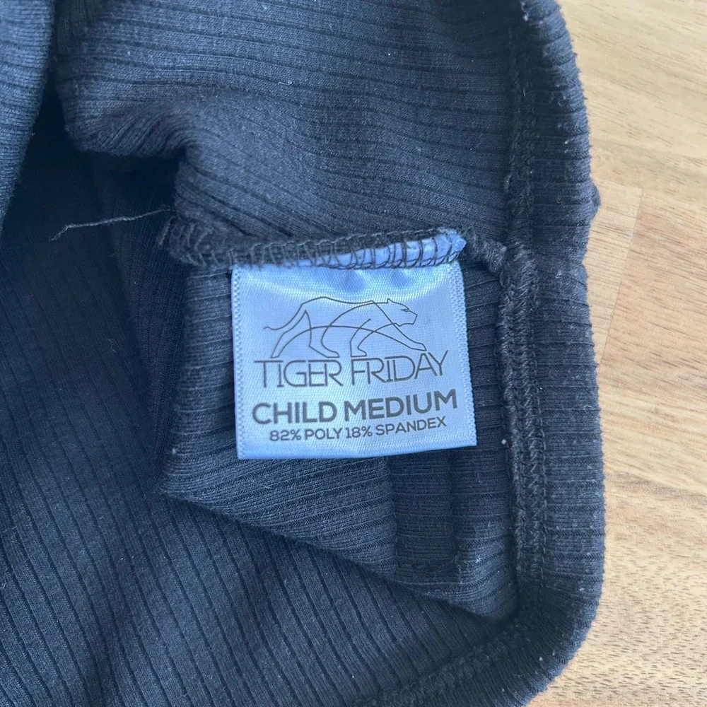 Tiger Friday - Used - Ribbed Short Sleeve Crop Top - CM - Picture 4 of 4